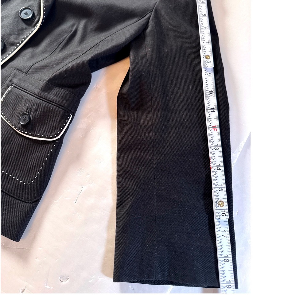 ANN TAYLOR Black‎ Blazer with White Contrast Stitching 3 Button Jacket Size 2 - Picture 7 of 9
